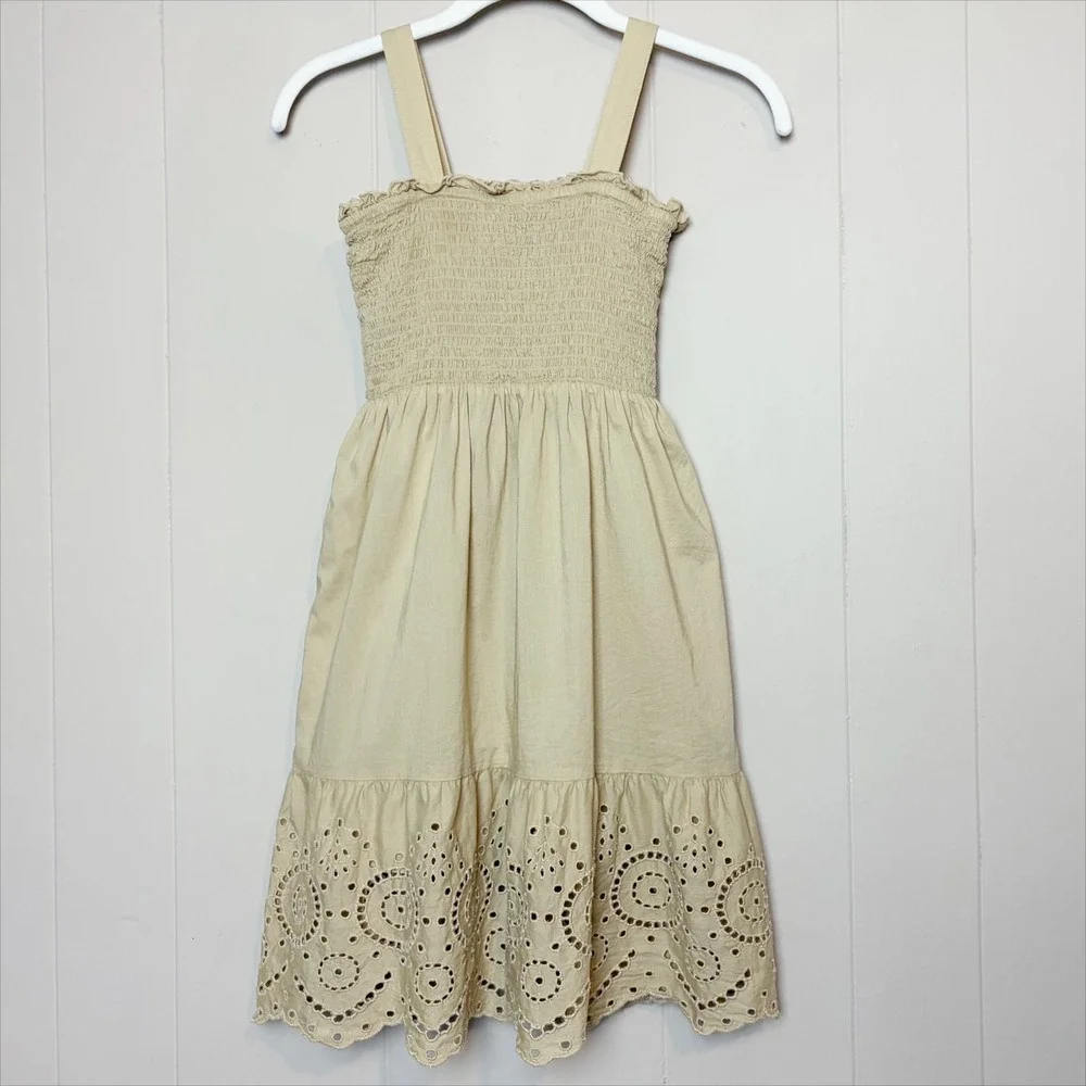 GAP Kids Girls Beige Smocked Eyelet 100% Cotton Dress Medium Embroidery Sundress